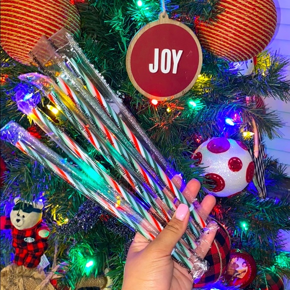 Starbucks Reusable Straws 🥤 - Picture 2 of 3